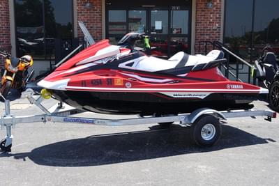 BOATZON | Yamaha Marine VX CRUISER TORCH RED 2020