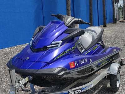 BOATZON | Yamaha Marine WAVERUNNER FX CRUISER HO 2015