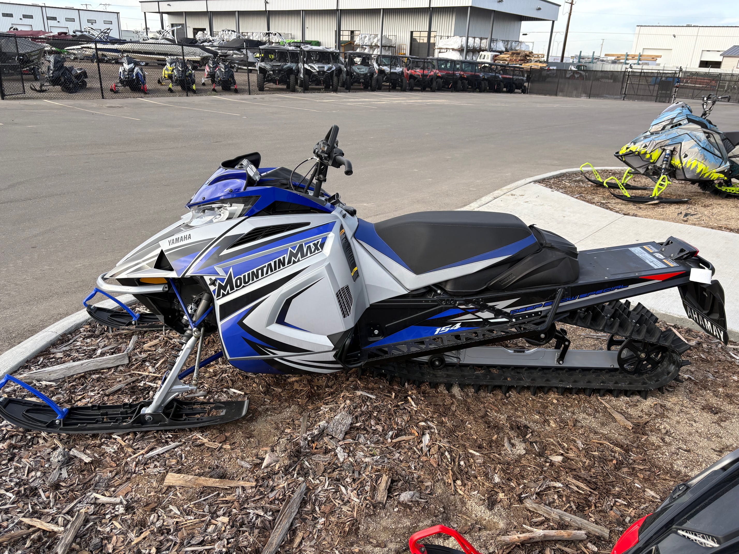 yamaha-mountain-max-800-le-154