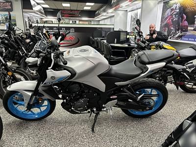 BOATZON | Yamaha MT03 2025