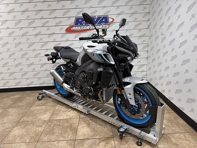 BOATZON | Yamaha MT10 2025