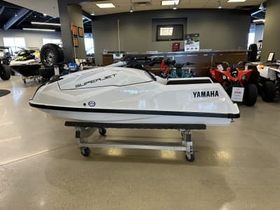 BOATZON | Yamaha SUPERJET 2025