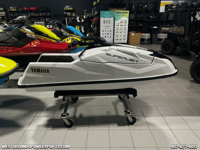 BOATZON | Yamaha SuperJet 2025