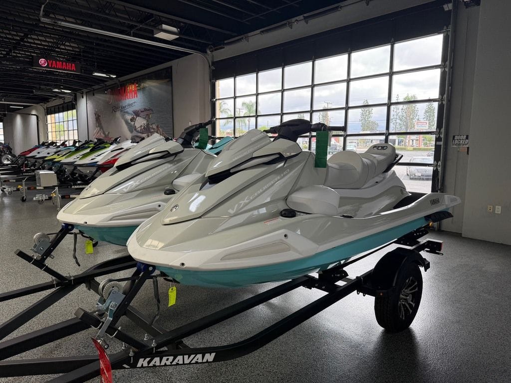 ヤマハ　VXクルーザー　トレーラーセット New Yamaha VX CRUISER HO MINTPEARL TRAILER PACKAGE 2025 for sale