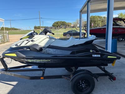 BOATZON | Yamaha VX Cruiser HO w Audio 2026