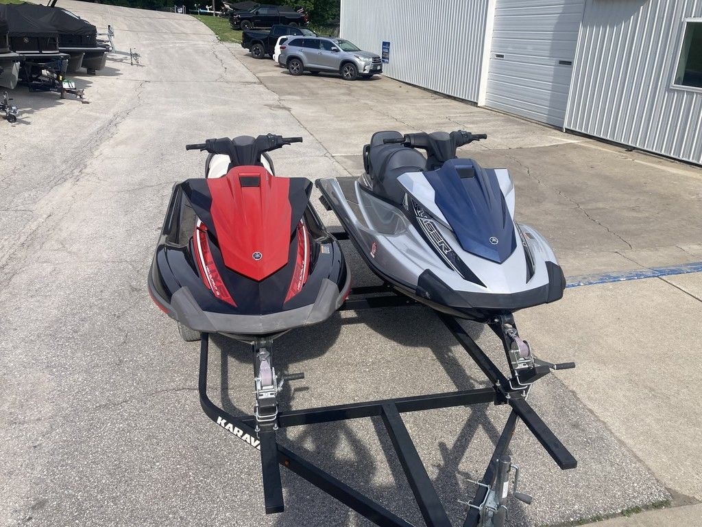 2016 Yamaha VX Deluxe VX Cruiser - Sold Boat