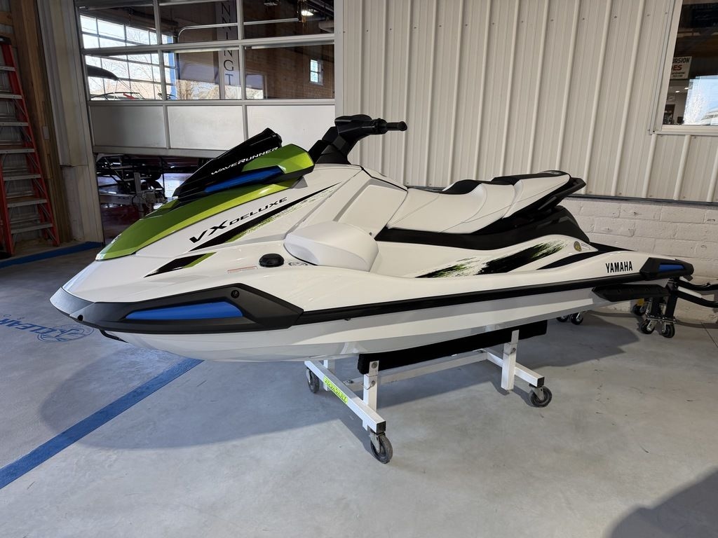 2026 YAMAHA VX DELUXE W AUDIO - Sold Boat