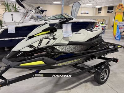 BOATZON | Yamaha VX1900CCB 2026