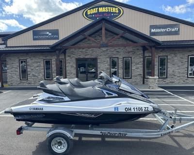 BOATZON | Yamaha Wave Runner VX Cruiser HO 2016