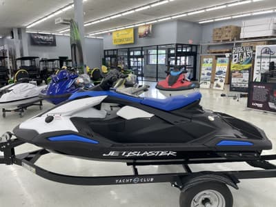 BOATZON | Yamaha WaveRunner JetBlaster DLX 2Up 2025