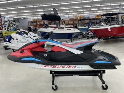 BOATZON | Yamaha WaveRunner JetBlaster DLX 3UP 2025