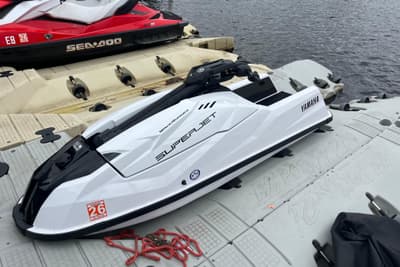 BOATZON | Yamaha WaveRunner SuperJet 2025