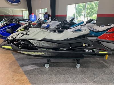 BOATZON | Yamaha WaveRunner VX Cruiser HO Black 2026 BOATZON | Yamaha WaveRunner VX Cruiser HO Black 2026