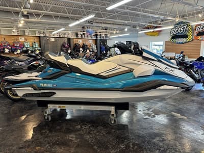 BOATZON | Yamaha WaveRunners FX Cruiser HO 2026