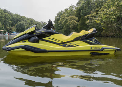 BOATZON | Yamaha WaveRunners FX CRUISER HO WAUDIO LIME YELLOW 2022