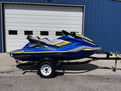 BOATZON | Yamaha WaveRunners FX Cruiser SVHO 2020