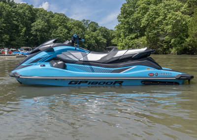 BOATZON | Yamaha WaveRunners GP1800R HO with Audio 2022