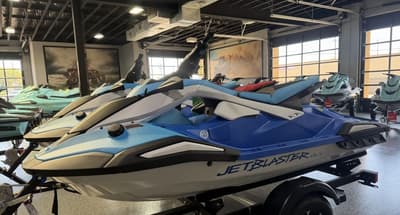 BOATZON | Yamaha WaveRunners Jetblaster DLX 3Up 2026