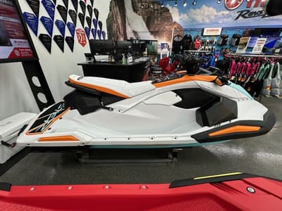 BOATZON | Yamaha WaveRunners JetBlaster LTD 2026