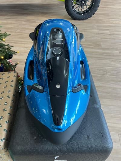 BOATZON | Yamaha Waverunners PERSONAL ELECTRIC WATERCRAFT  WATER SCOOTER 2025