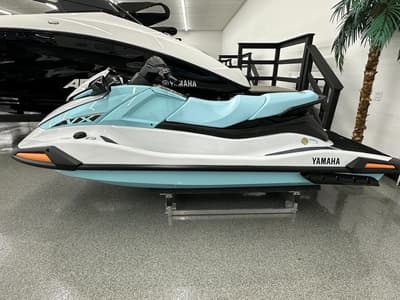 BOATZON | Yamaha WaveRunners VX 2026
