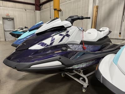 BOATZON | Yamaha WaveRunners VX Cruiser HO 2026