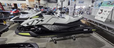 BOATZON | Yamaha WaveRunners VX Cruiser HO 2026