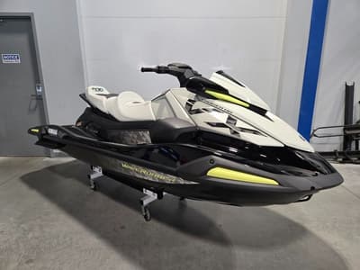 BOATZON | Yamaha WaveRunners VX Cruiser HO with Audio 2026