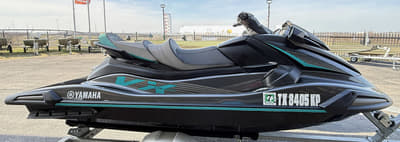 BOATZON | Yamaha WaveRunners VX Cruiser with Audio 2023