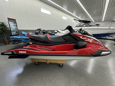 BOATZON | Yamaha WaveRunners VX Cruiser with Audio 2026