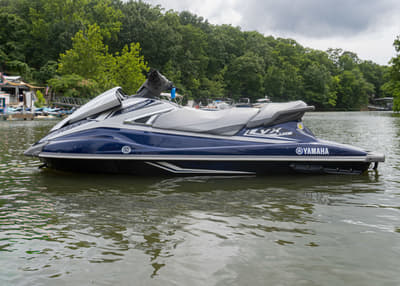 BOATZON | Yamaha WaveRunners VX Deluxe  Yacht Blue 2016