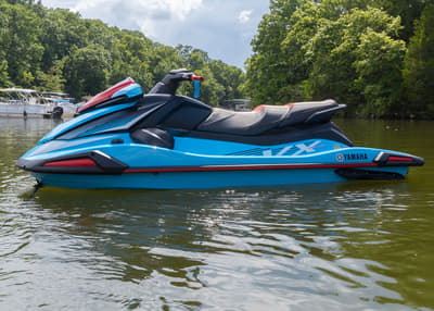 BOATZON | Yamaha WaveRunners VX Deluxe with Audio 2024
