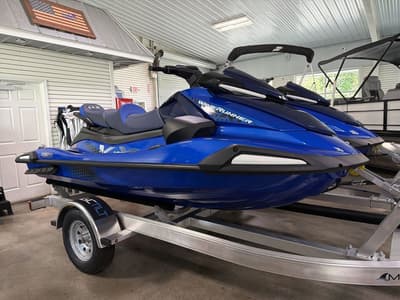 BOATZON | Yamaha WaveRunners VX Limited HO 2026