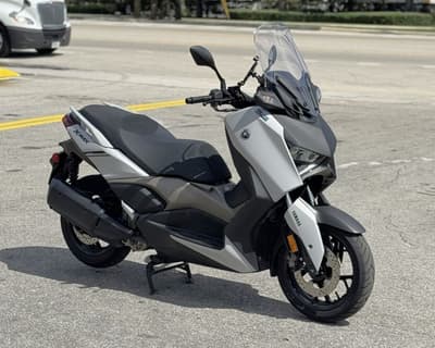 BOATZON | Yamaha Xmax 2023 BOATZON | Yamaha Xmax 2023