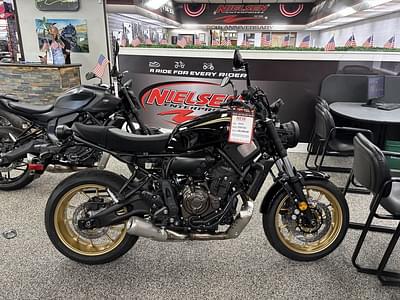 BOATZON | Yamaha XSR700 2025
