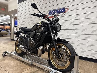 BOATZON | Yamaha XSR700 2025