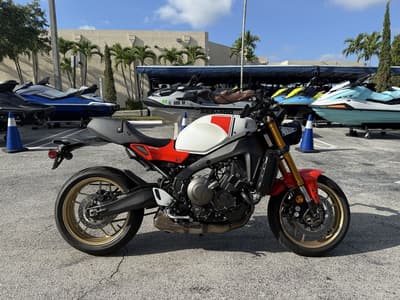 BOATZON | Yamaha XSR900 2024