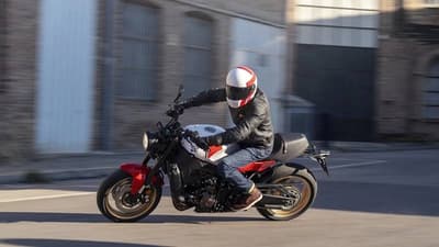 BOATZON | Yamaha XSR900 2026