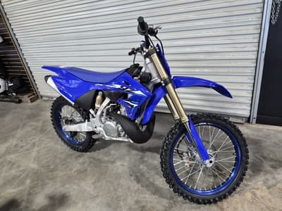 BOATZON | Yamaha YZ250 Team Yamaha Blue 2026 BOATZON | Yamaha YZ250 Team Yamaha Blue 2026