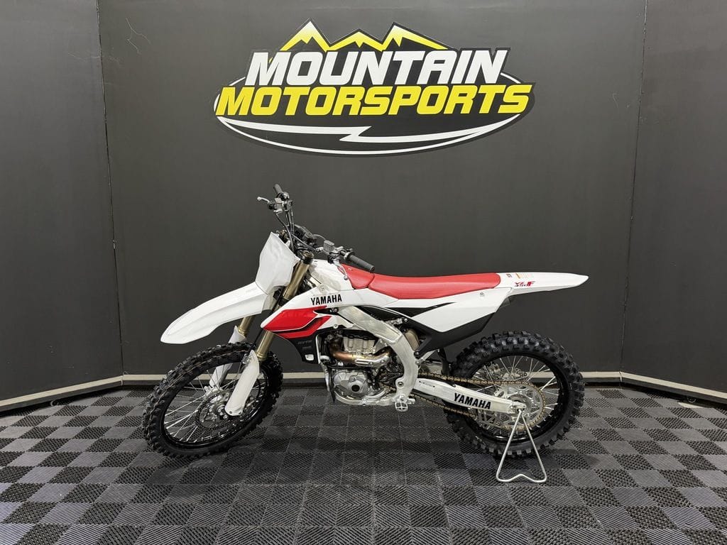 yamaha-yz450f-70th-anniversary