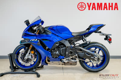 BOATZON | Yamaha YZFR1 2026