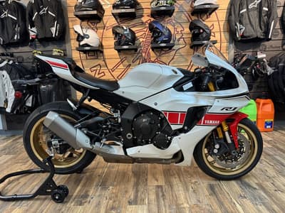 BOATZON | Yamaha YZFR1 World GP 60th Anniversary Edition 2022
