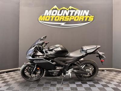 BOATZON | Yamaha YZFR3 2025