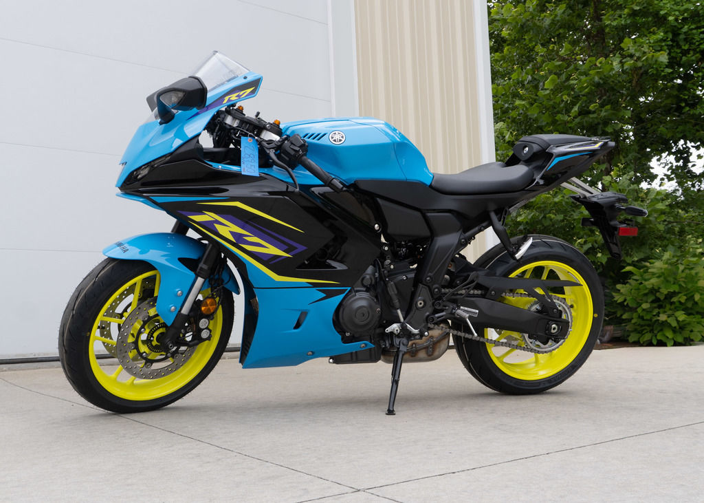 2026 Yamaha YZFR7 - Sold Boat