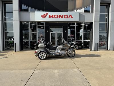 BOATZON | 2008 Honda GOLD WING NAVI