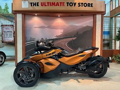 BOATZON | 2013 CanAm Spyder RSS  SE5
