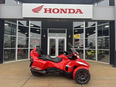 BOATZON | 2013 CanAm Spyder RTS  SE5