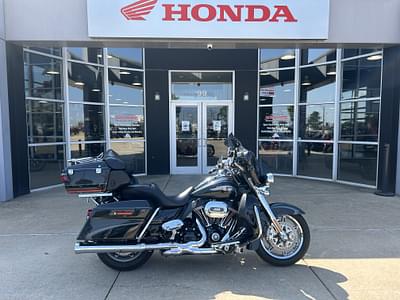 BOATZON | 2013 HarleyDavidson CVO Ultra Classic Electra Glide 110th Ann Ed