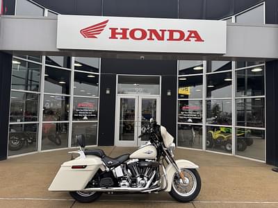 BOATZON | 2014 HarleyDavidson FLSTC Heritage Softail Classic