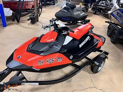 BOATZON | 2016 SeaDoo Spark 3up  Rotax 900 HO ACE  iBR  Convenience